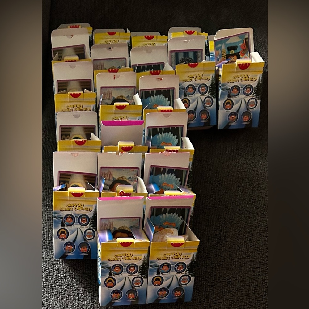 Kerwin Frost Extras Collectibles